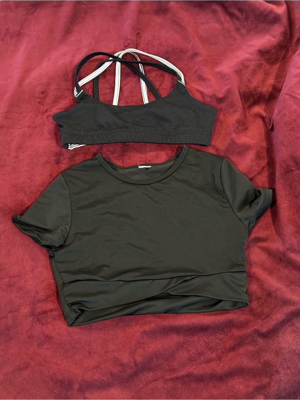7/8 Black Crop Tee & Strappy Sports Bralette